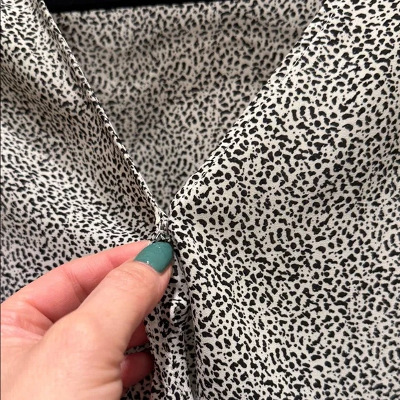 Lush Black and White Patterned Wrap Blouse - Picture 5 of 8
